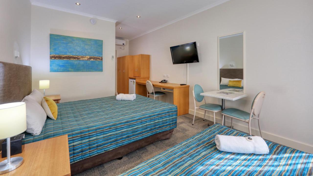 Quality Inn Суон Хил Екстериор снимка