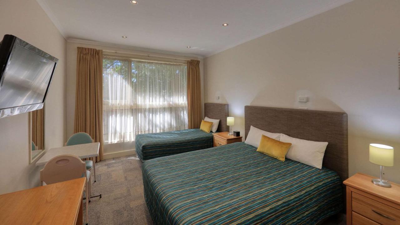 Quality Inn Суон Хил Екстериор снимка